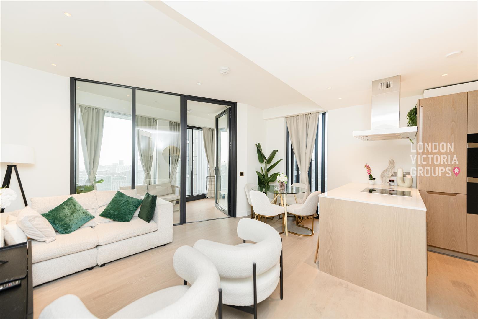 2 bed property in River Park Tower, 1 Nine Elms Lane, London